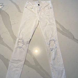 Frame White Ripped Skinny Jeans Size 25